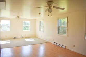 135 Kunes St in Blanchard, PA - Building Photo - Building Photo