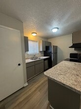 901 Applewood Ln in Fayetteville, NC - Building Photo - Building Photo