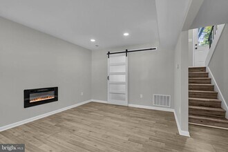 5319 Satterfield Dr in Woodbridge, VA - Building Photo - Building Photo