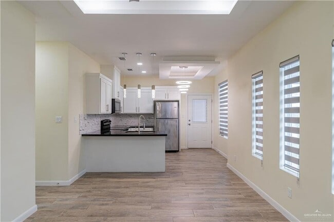 15 N 59th Ln in McAllen, TX - Building Photo - Building Photo