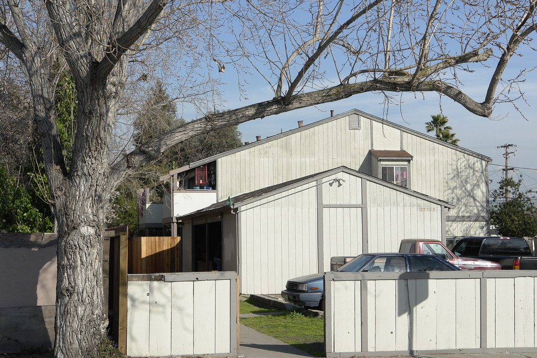 27750 Tyrell Ave in Hayward, CA - Building Photo