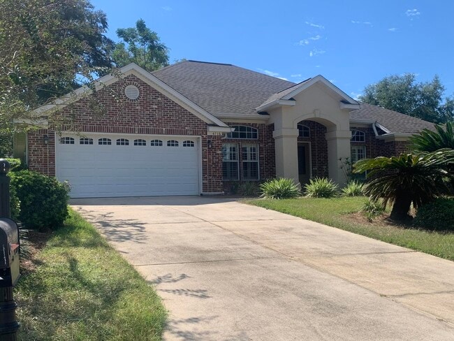 property at 4716 Plantation View Dr