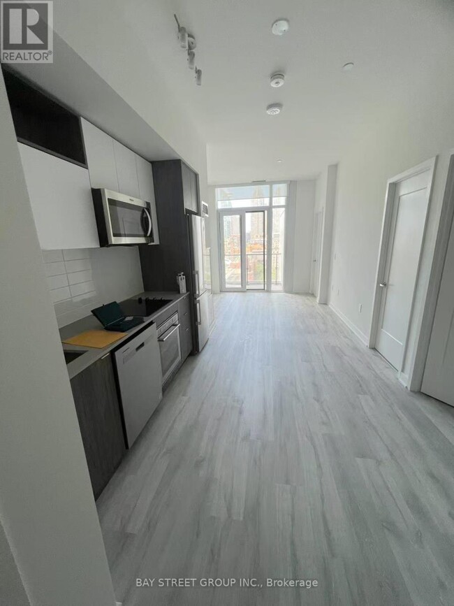 121-1121 Lower Sherbourne St