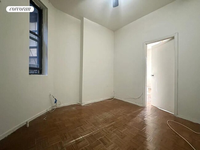 426 E 66th St in New York, NY - Building Photo - Building Photo