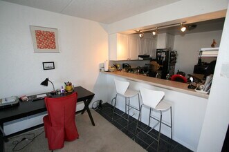 805 29th St, Unit 358 in Boulder, CO - Building Photo - Building Photo