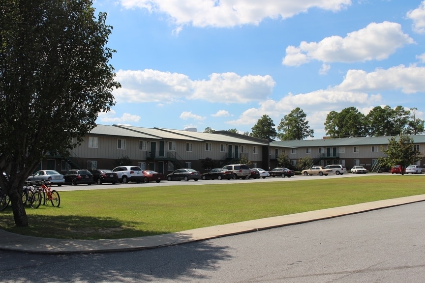 University Pointe Management in Statesboro, GA - Foto de edificio