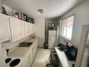 322 Cooper St in Ottawa, ON - Building Photo - Building Photo