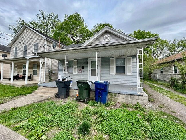 property at 425 Chestnut St