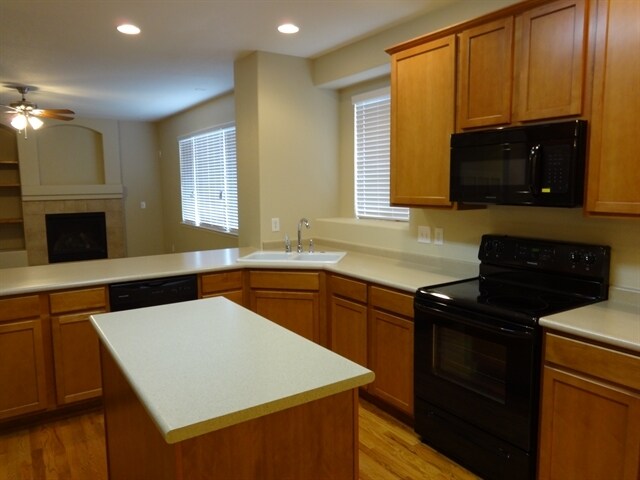 4417 MT Oxford St in Brighton, CO - Building Photo - Building Photo