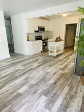 2125 8th St, Unit SINGLE FAMILY HOME in Sarasota, FL - Foto de edificio - Building Photo