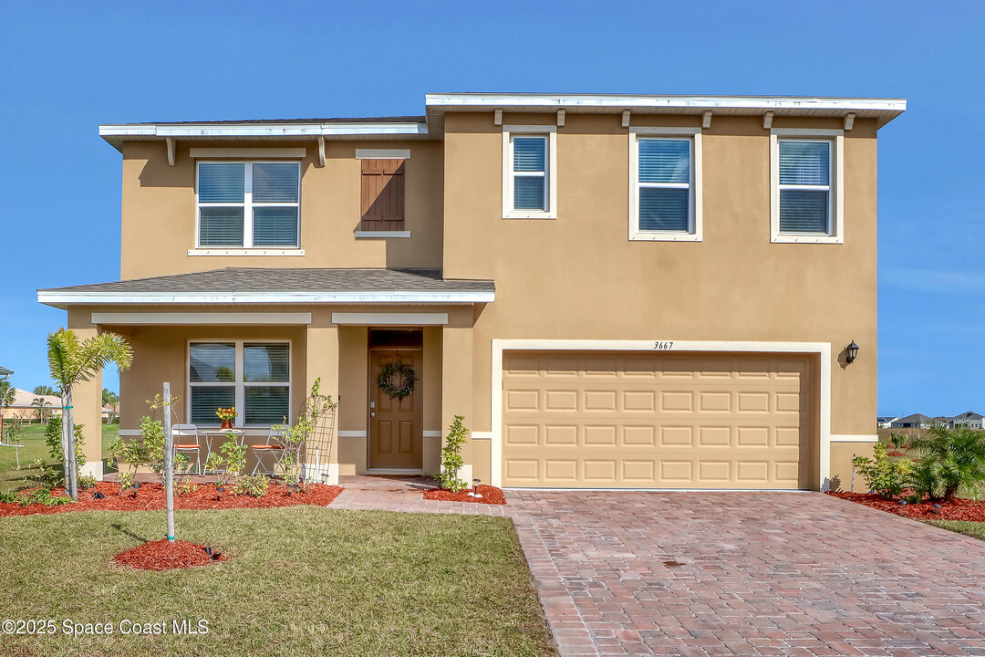 3667 Aberdeen Dr SE in Palm Bay, FL - Building Photo