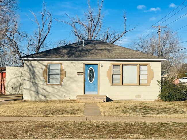 property at 100 S Houston Ave