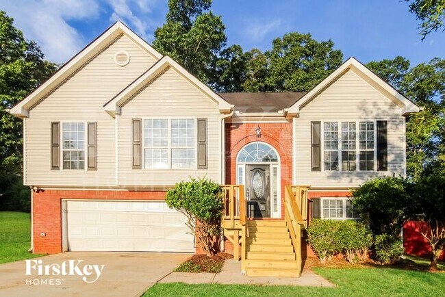 property at 95 Syracuse Ln
