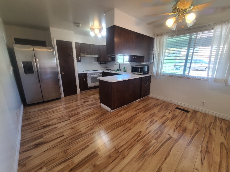 245 N 600 E in Bountiful, UT - Building Photo