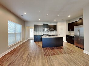 5340 Tupelo St in Nashville, TN - Foto de edificio - Building Photo