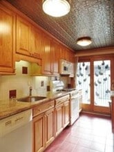 26 Medfield St in Boston, MA - Building Photo - Building Photo