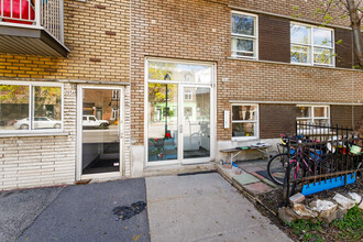 2066 Wellington St in Montréal, QC - Building Photo - Building Photo