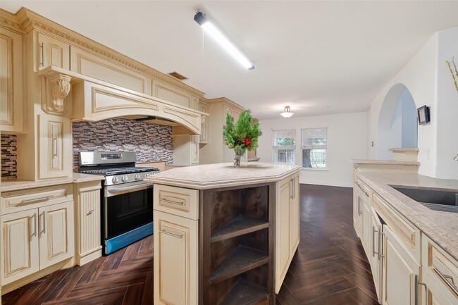 property at 14311 Glade Point Dr