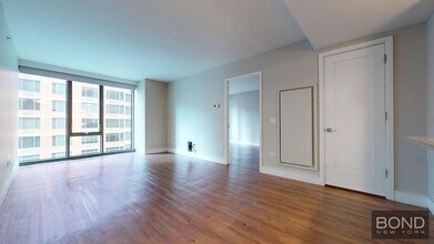 237 E 34th St in New York, NY - Building Photo - Building Photo