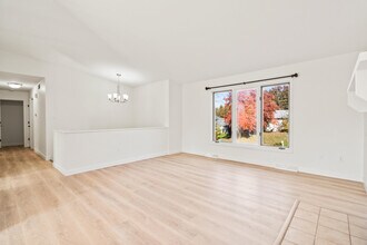 3608 Teakwood Dr in Columbia, MO - Building Photo - Building Photo