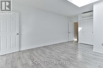 1364 St Clair Ave W in Toronto, ON - Building Photo - Building Photo