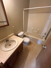 713 W Main St in Albion, IN - Building Photo - Building Photo