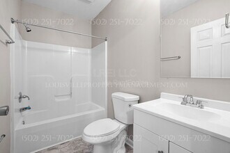 1772 Bolling Ave in Louisville, KY - Building Photo - Building Photo