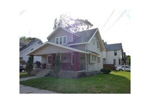 1301 W Butler Ave SE in Grand Rapids, MI - Building Photo