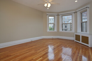 1109 Boylston St, Unit 12a in Boston, MA - Building Photo - Building Photo