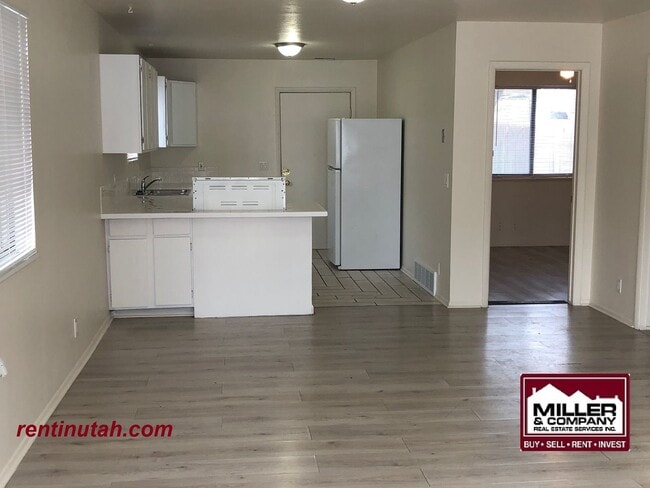 265 Rigdon Ave in South Salt Lake, UT - Building Photo - Building Photo