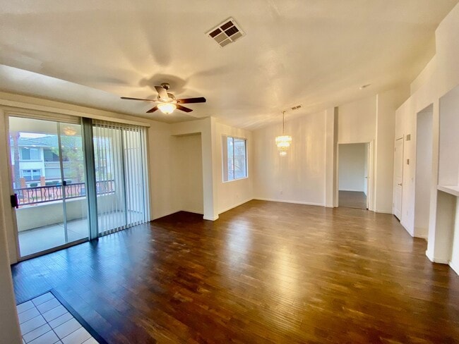 property at 913 Duckhorn Ct