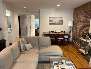 74 E Brookline St, Unit 1 in Boston, MA - Building Photo - Building Photo