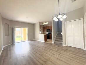 2731 Retreat View Cir in Sanford, FL - Building Photo - Building Photo