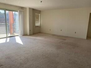 269 Cambridge Rd in Woburn, MA - Building Photo - Building Photo