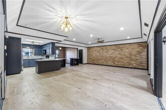 21 Toronto Ave in McAllen, TX - Building Photo - Building Photo