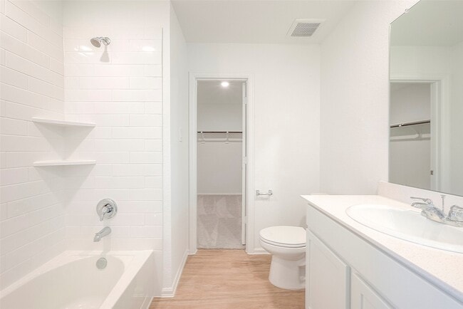 property at 1491 Las Cuevas Dr