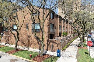 3700 N Lake Shore Dr Apartments