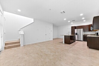 4093 Longwood Lake Sq in Westlake, FL - Building Photo - Building Photo