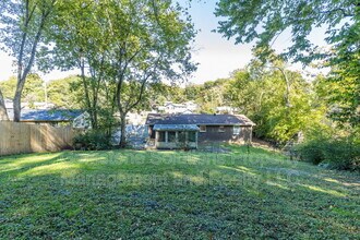 4860 Cimarron Way in Nashville, TN - Building Photo - Building Photo