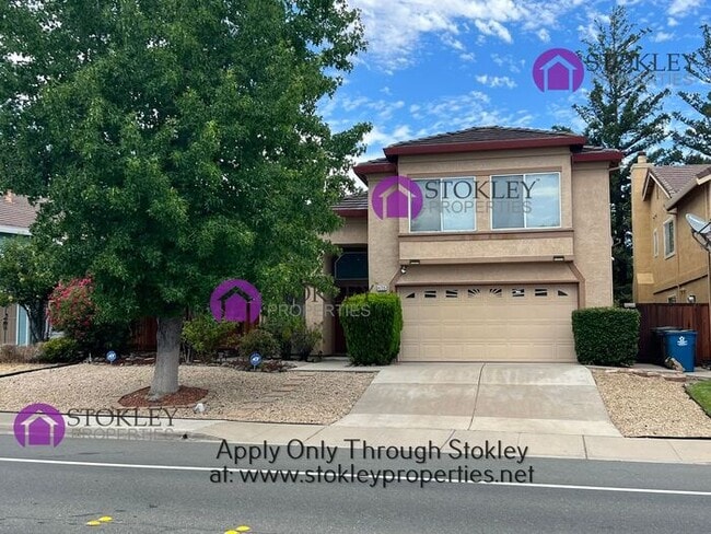 4725 Country Hls Dr in Antioch, CA - Building Photo - Building Photo