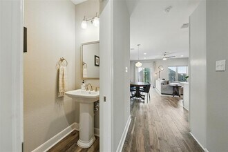4115 Lamar St in Houston, TX - Building Photo - Building Photo