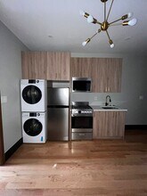 21 Reed St, Unit 3 in Jersey City, NJ - Foto de edificio - Building Photo