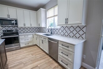 852 N Jacks Lake Rd in Clermont, FL - Building Photo - Building Photo