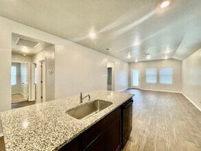 113 Half Moon Ct in San Marcos, TX - Building Photo - Building Photo