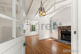 632 Acacia Ln in Emerald Hills, CA - Building Photo - Building Photo