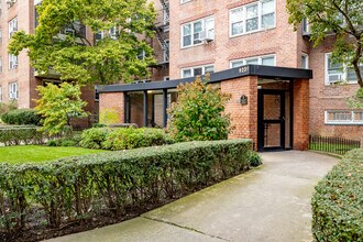 9231 57th Ave in Flushing, NY - Building Photo - Building Photo