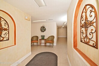 8922 Laguna Ln in Cape Canaveral, FL - Building Photo - Building Photo