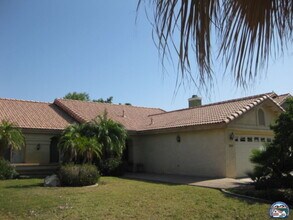 2442 Vine St in El Centro, CA - Building Photo - Building Photo