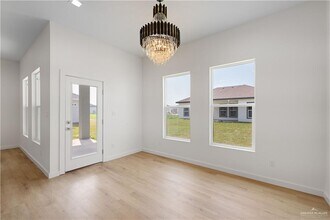 1008 N Trinity St in Edinburg, TX - Building Photo - Building Photo