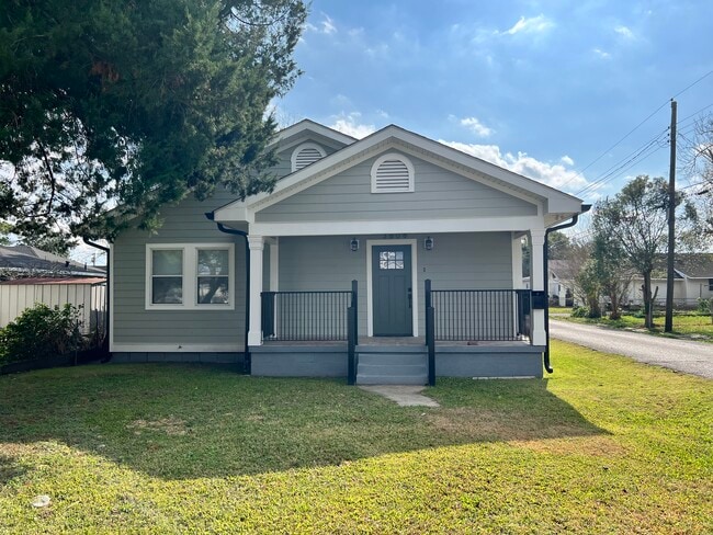 property at 3808 5th St